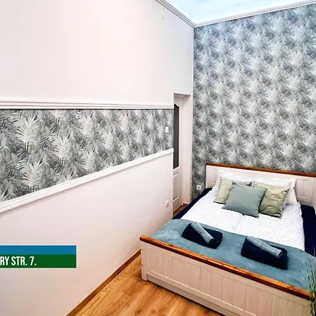 Little Americas Palm Appartement